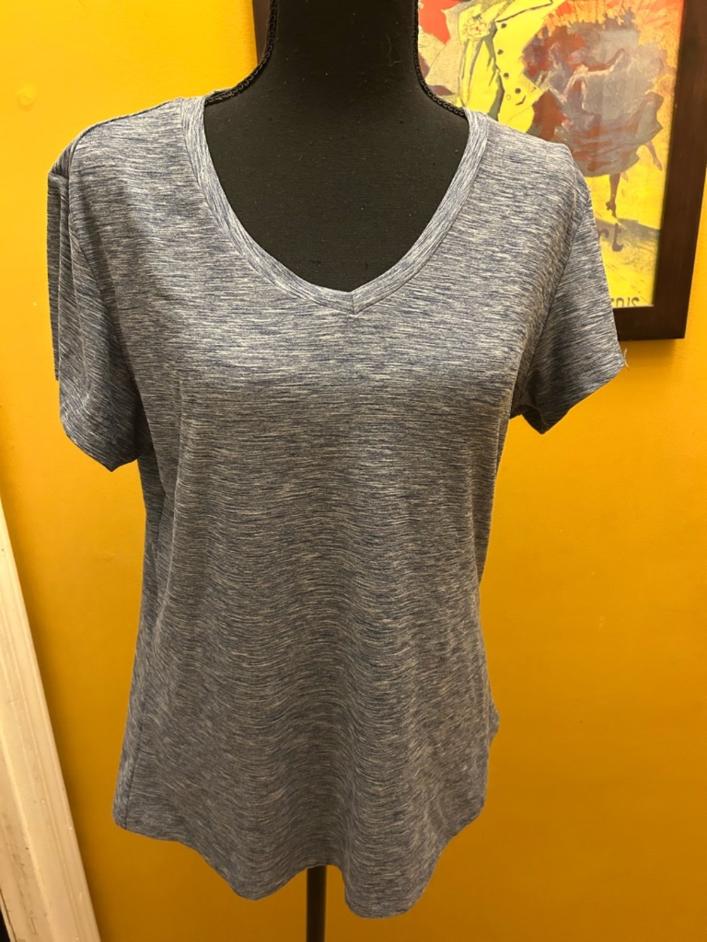 Women’s Ebb & Flow Blue Heather Slinky V Neck Yoga Top Size L
